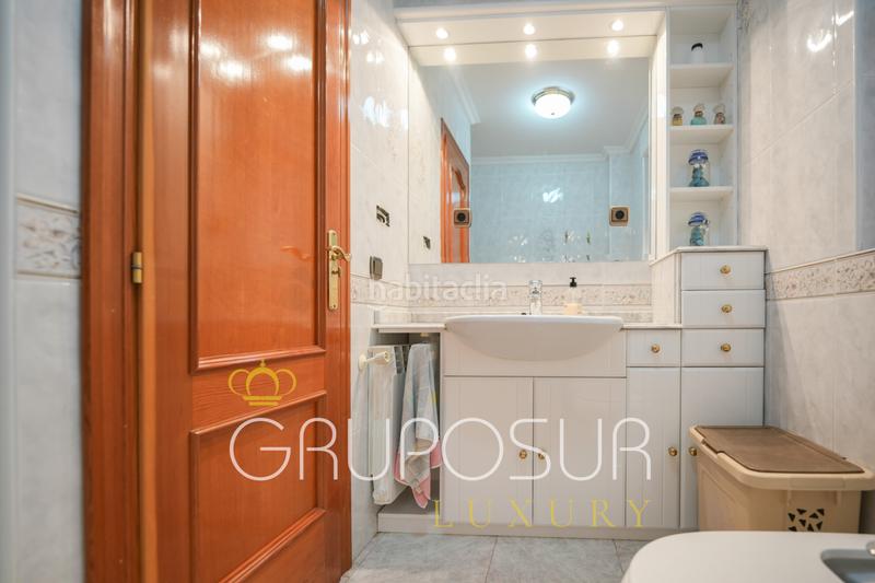 Foto 9867c33d-4b7c-4323-a327-1bc0d46dbb66. Chalet con camino riscaldamento parcheggio piscina in Boecillo