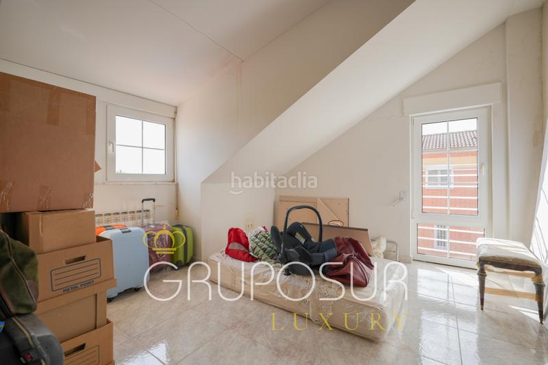 Foto b1b29c95-bc05-412d-8793-235152e231cb. Chalet con camino riscaldamento parcheggio piscina in Boecillo