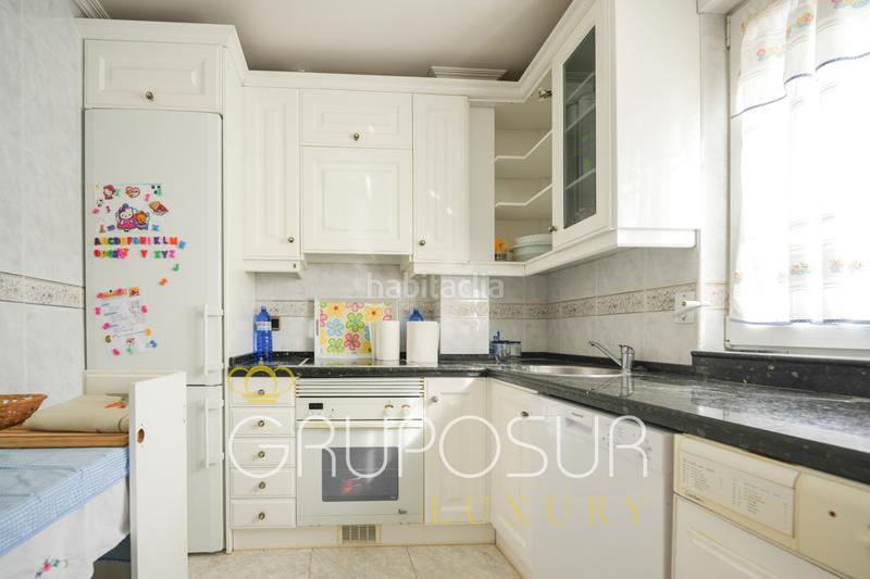 Foto c27de746-dcfc-4f15-9ba6-f9d81edc72f2. Chalet con camino riscaldamento parcheggio piscina in Boecillo