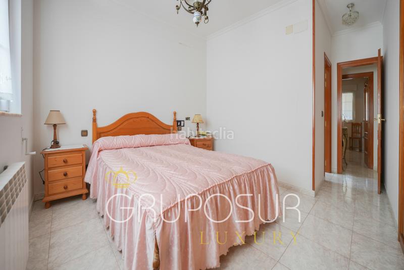 Foto d89dc532-dd36-47b5-bfc1-6b063b3797af. Chalet con camino riscaldamento parcheggio piscina in Boecillo