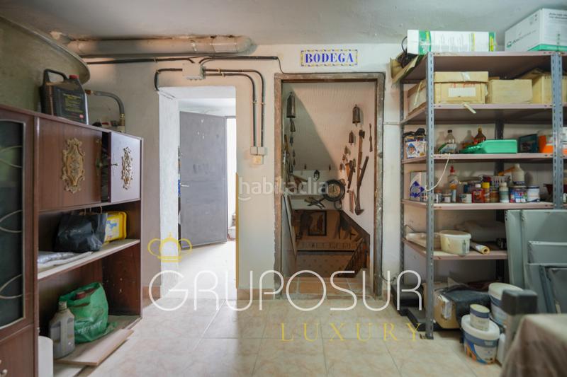 Foto fab0de4e-7cf5-4c2b-9689-eb1190f5acb7. Chalet con camino riscaldamento parcheggio piscina in Boecillo