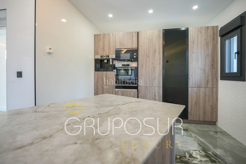 Foto 40dcdb5d-1223-473d-ae26-fa5283025496. Chalet in camino del cabildo 23p in La Victoria - Puente Jardín Valladolid