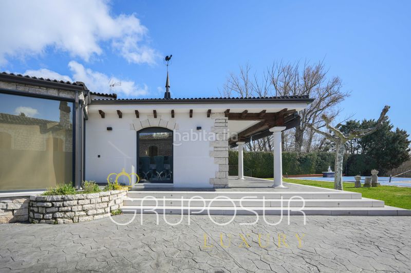 Foto bcdb6ca0-64fd-48c2-91ba-52ceda5f8766. Chalet in camino del cabildo 23p in La Victoria - Puente Jardín Valladolid