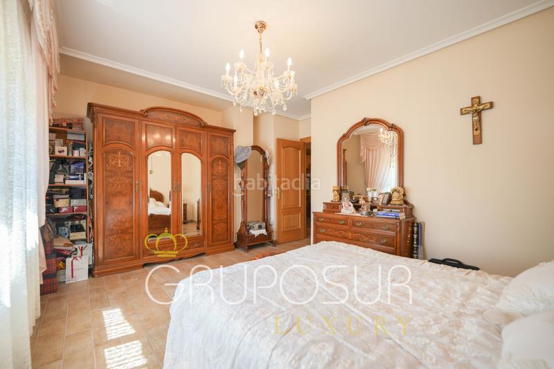 Foto 26c35eb6-ce2f-4906-8d47-0db45c61db67. Chalet en avenida Boecillo 74 exclusivo chalet con piscinas y zonas comunitarias en la urbanización pago la barca, , valladolid en Boecillo