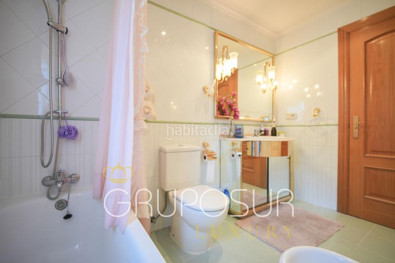 Foto 5061d78e-3d27-43a4-b994-551c93741fa8. Chalet en avenida Boecillo 74 exclusivo chalet con piscinas y zonas comunitarias en la urbanización pago la barca, , valladolid en Boecillo