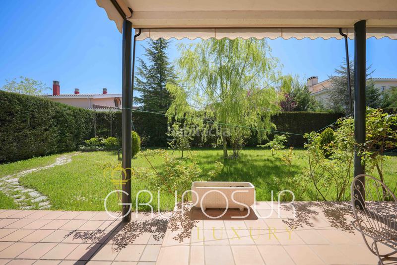 Foto e9d02072-5f9b-481e-ae3e-fb4d595fd962. Chalet en avenida Boecillo 74 exclusivo chalet con piscinas y zonas comunitarias en la urbanización pago la barca, , valladolid en Boecillo