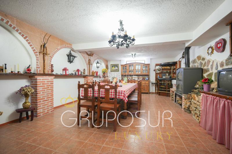 Foto f6df88ae-a275-4a63-8b66-f5eb4385e8a3. Chalet en avenida Boecillo 74 exclusivo chalet con piscinas y zonas comunitarias en la urbanización pago la barca, , valladolid en Boecillo