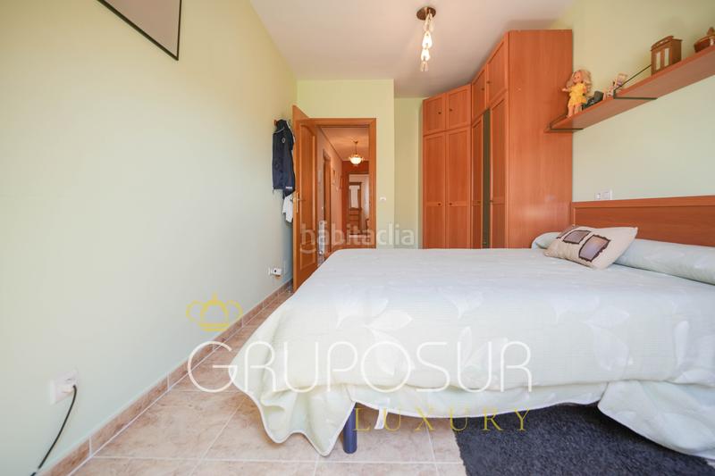 Foto 2d2cfb77-9235-481d-a747-52d7b4e8dbd8. Casa aparellada a calle fanega 5 a Cistérniga