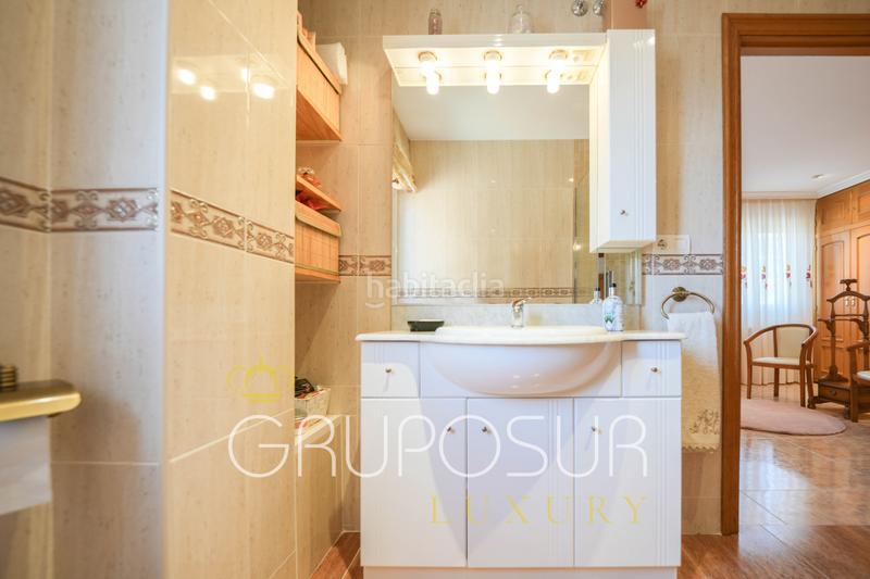 Foto 6582b1e8-50fd-4575-a7e1-91c5f93fa576. Casa aparellada a calle fanega 5 a Cistérniga
