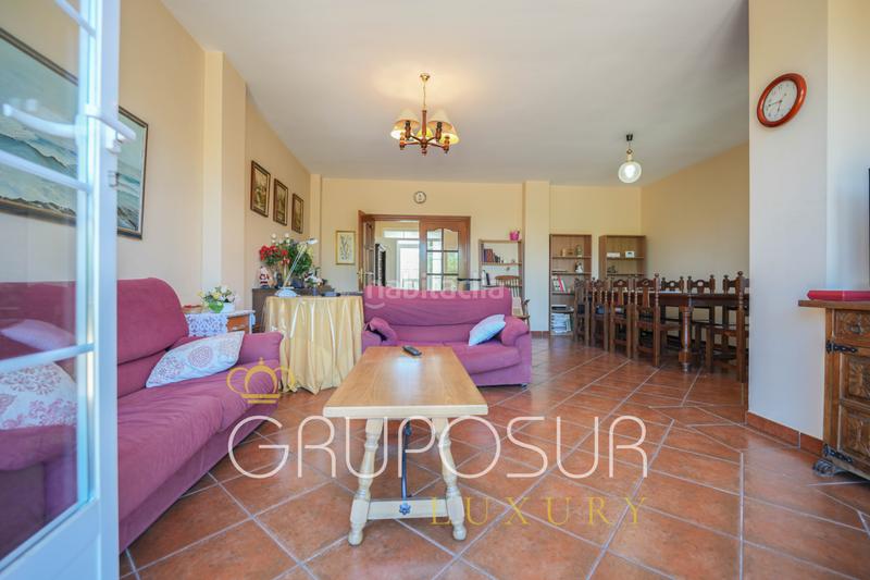 Foto 32498e98-2dbc-49bc-83f5-55fcc69b573d. Chalet in calle almendro 21 in Boecillo