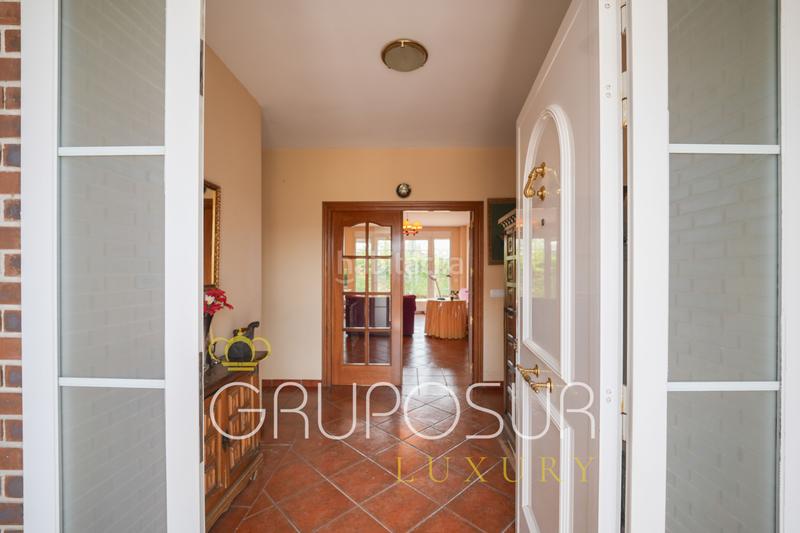 Foto 3953f21a-26b9-403f-b00c-1b60bc55d0cf. Chalet in calle almendro 21 in Boecillo