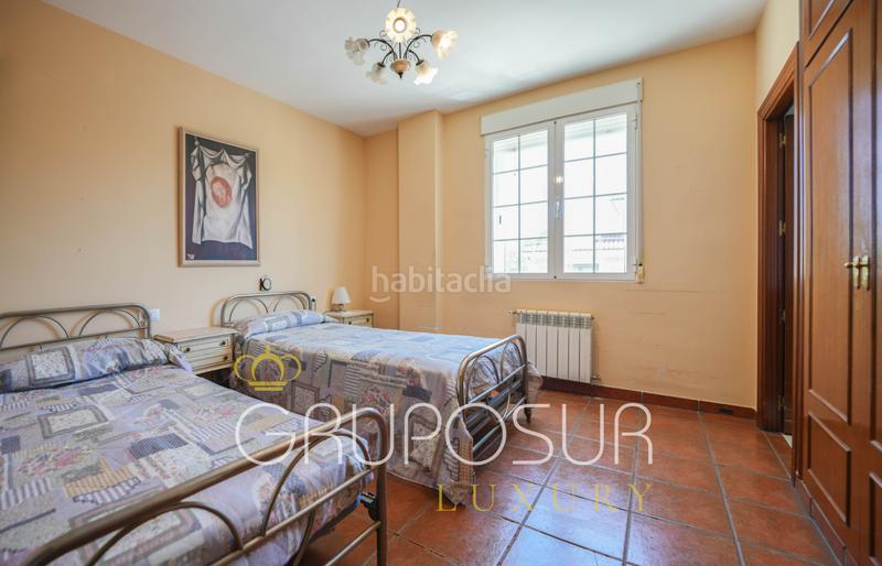 Foto 5a23de4c-9953-4640-8796-2e020dc6febc. Chalet in calle almendro 21 in Boecillo