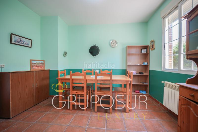 Foto a7dd6d44-0deb-4774-b4cd-9efee5a800c1. Chalet in calle almendro 21 in Boecillo