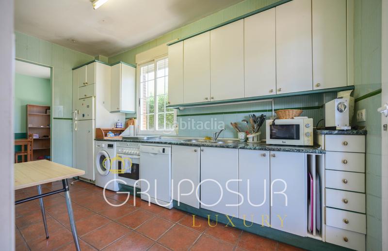 Foto c7975fe5-d78c-4560-b946-9c29461314e0. Chalet in calle almendro 21 in Boecillo