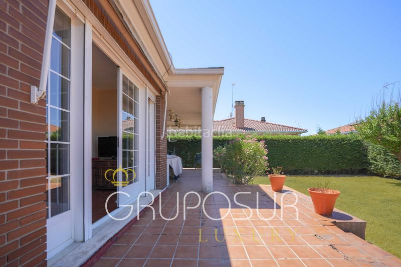 Foto cfb31088-e56b-4c44-8804-7b0708bc53e8. Chalet in calle almendro 21 in Boecillo