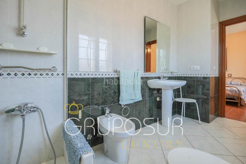 Foto d3c0c48f-3f47-4f29-bc66-5871cb6004cd. Chalet in calle almendro 21 in Boecillo