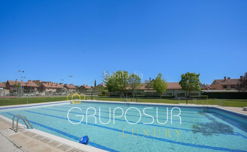 Foto 1ccb189e-c6e6-4596-b7c4-400c210fbcc0. Maison jumelée dans plaza nuevo mundo 1 dans Las Villas - Valparaiso - El Peral Valladolid