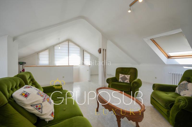 Foto 5e75ac41-5b6e-4507-bda7-a03d6dae04d7. Maison jumelée dans plaza nuevo mundo 1 dans Las Villas - Valparaiso - El Peral Valladolid