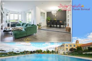 Casa adossada  Calle de la fuente del berrocal 16. Magnífico chalet adosado de lujo con piscinas y zonas comunitari