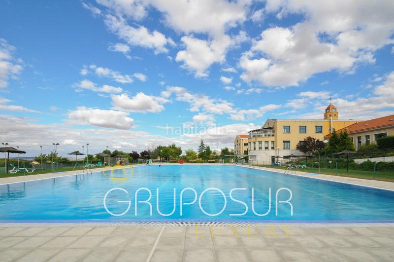 Foto 551595ee-6baa-4a1b-b515-c649d74a32da. Casa adossada a calle de la fuente dEl Berrocal 16 a Valladolid