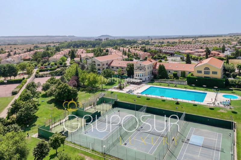 Foto 6ebe8991-30f1-458f-ab1a-516313d83847. Casa adossada a calle de la fuente dEl Berrocal 16 a Valladolid