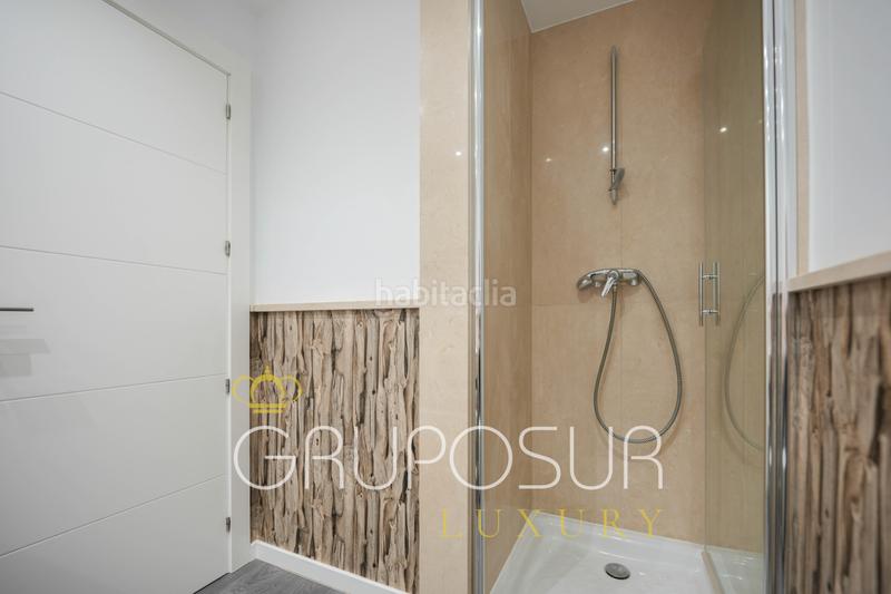 Foto c5c21f3d-cec0-4c5c-8582-7330e0c36216. Casa adossada a calle de la fuente dEl Berrocal 16 a Valladolid