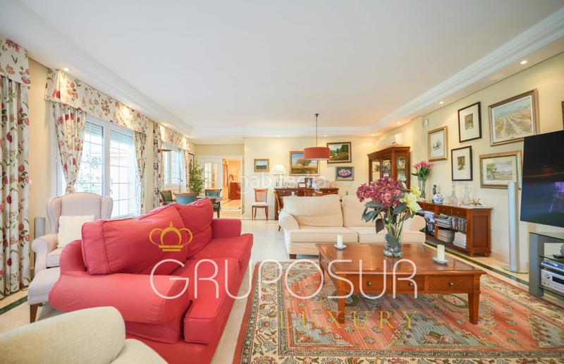 Foto c403c3c3-8786-48bd-be84-700518549f25. Chalet in calle encina 1 in Extrarradio Valladolid