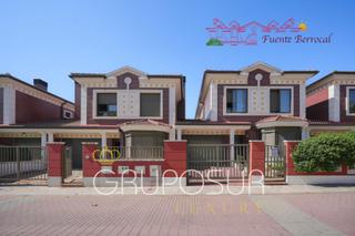 Xalet  Plaza ópera 16p. Exclusivo chalet pareado con ascensor, con piscinas y zonas comu