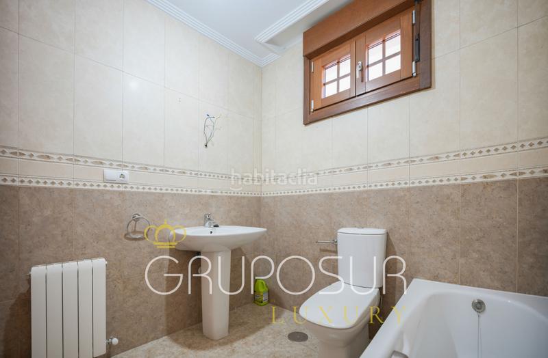 Foto 87fcf865-b90d-4da9-9e2c-6cff54113ba0. Xalet a plaza ópera 16p a El Berrocal Valladolid