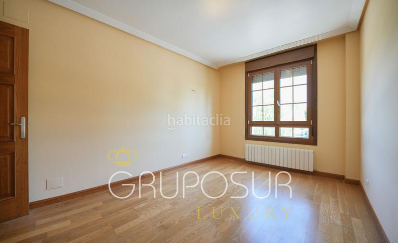 Foto d9651928-fb72-42b4-bfc8-a92614d30c82. Xalet a plaza ópera 16p a El Berrocal Valladolid