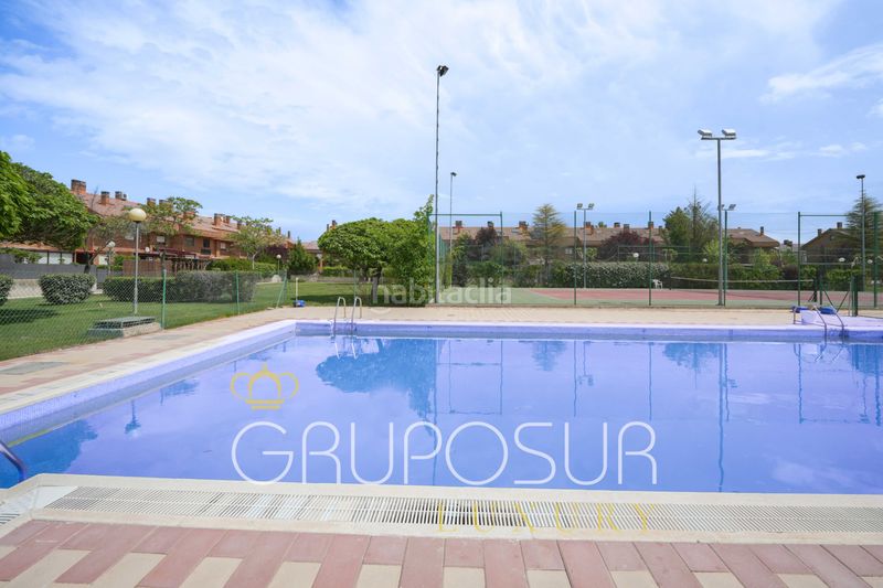 Foto b344903a-af71-47d3-95b8-d3b0d4ddefd6. Casa adossada a avenida entrepinos 1d a Simancas