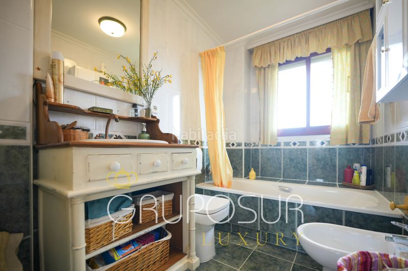 Foto f40d4185-769f-4b2b-8949-ef3099d083b5. Casa adossada a avenida entrepinos 1d a Simancas