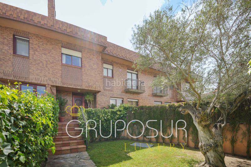 Foto f9c0bc28-9882-491e-bd59-91f4dd50874b. Casa adossada a avenida entrepinos 1d a Simancas