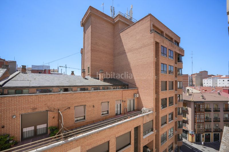 Foto 9470b4d9-2545-499f-bfc1-d8a2fe05310a. Pis a plaza colegio de santa cruz 6 a Centro Valladolid