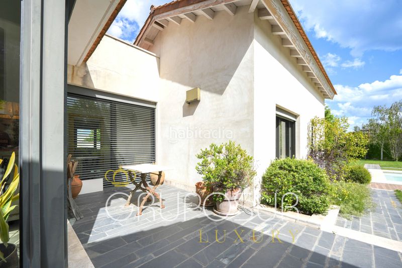 Foto 3ba2dc26-e2b2-449a-9cc0-3b68b47bf2b7. Chalet dans calle encina 10 dans Simancas