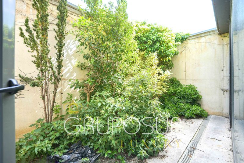 Foto 41cdf2e1-c867-4945-9024-f620236e18bb. Chalet dans calle encina 10 dans Simancas