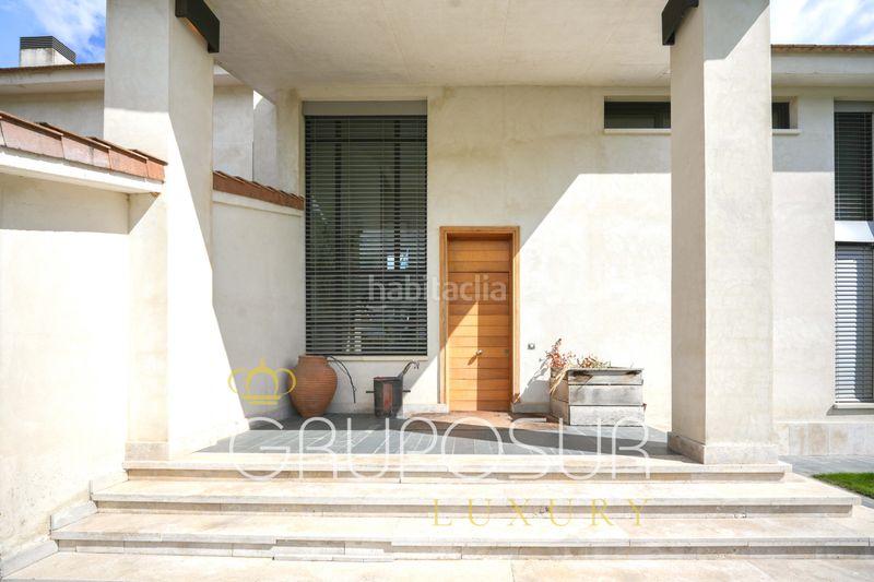Foto 6a82e043-ddc4-4edb-8fcd-f224b7b71d9a. Chalet dans calle encina 10 dans Simancas