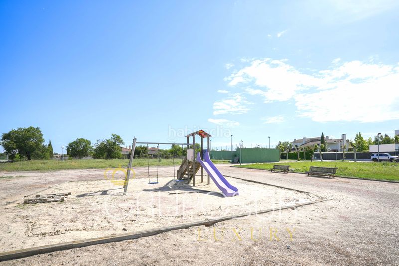 Foto 77dd0337-231d-4542-9e42-715f2ed3daed. Chalet dans calle encina 10 dans Simancas