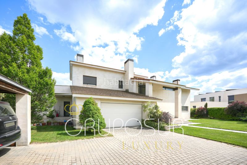 Foto ccc0c20f-2708-4321-9d73-a57862012971. Chalet dans calle encina 10 dans Simancas