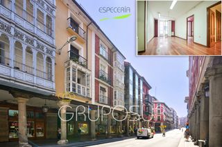 Etagenwohnung in Calle especería 1