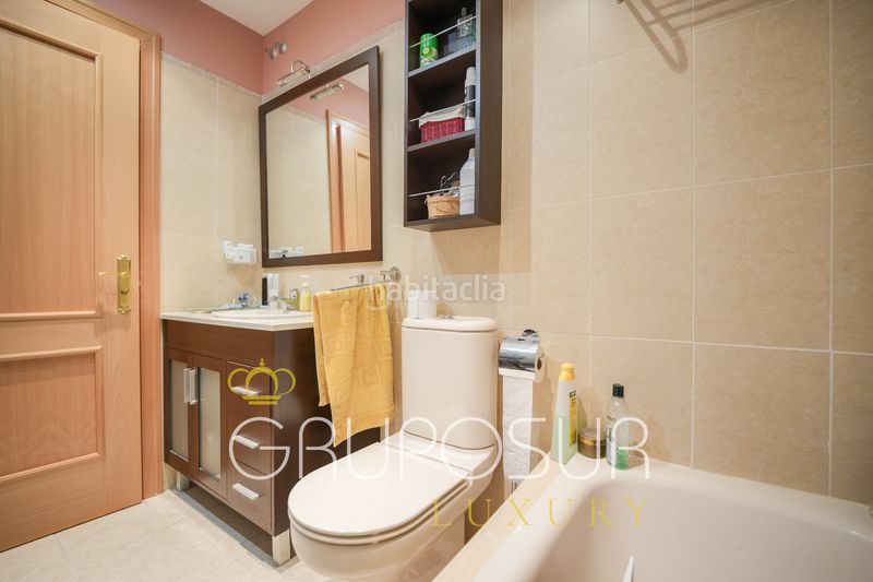 Foto a7f8079e-66ad-42ca-b966-038fffa28e1d. Casa adossada amb xemeneia calefacció aparcament a Boecillo