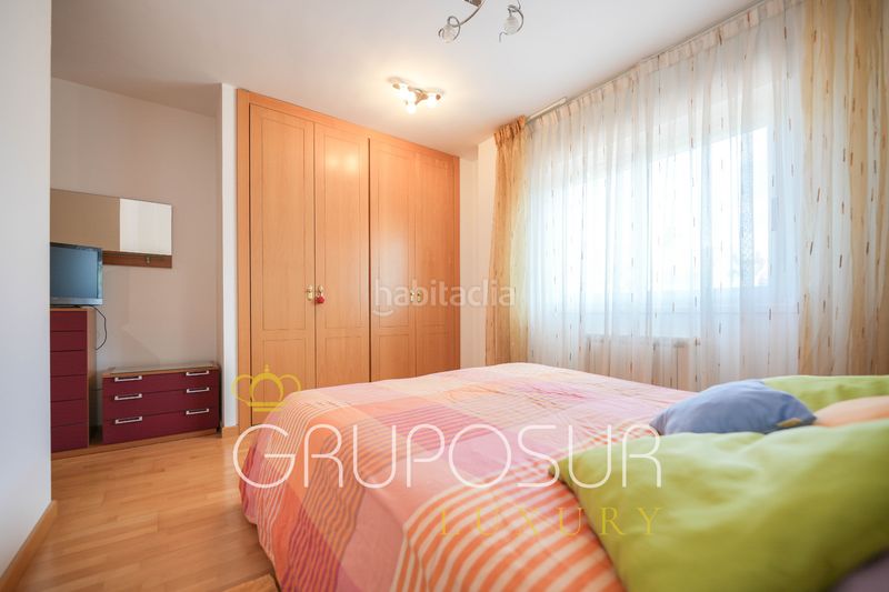 Foto bc40e80e-0f4a-4c58-86f2-c7c37e578a37. Casa adossada amb xemeneia calefacció aparcament a Boecillo
