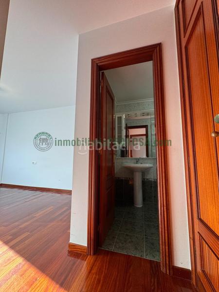 Foto 73496364-e1ea-4190-8c57-2936054c6280. Flat with heating parking in Zona de Plaza de Barcelos Pontevedra
