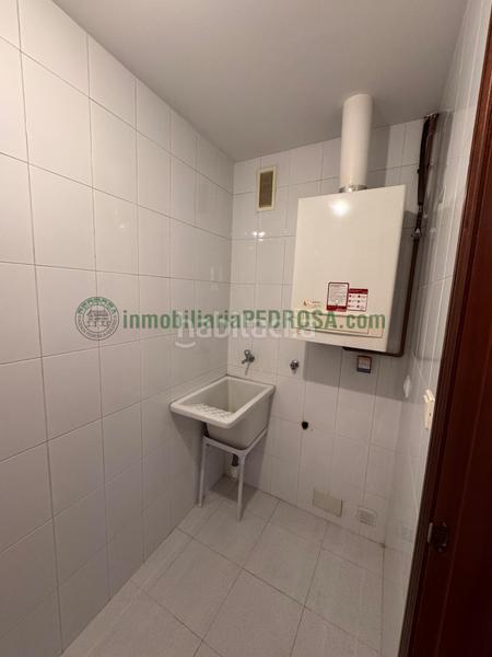 Foto fbef4854-83d6-436f-bc42-c83891f0b392. Flat with heating parking in Zona de Plaza de Barcelos Pontevedra
