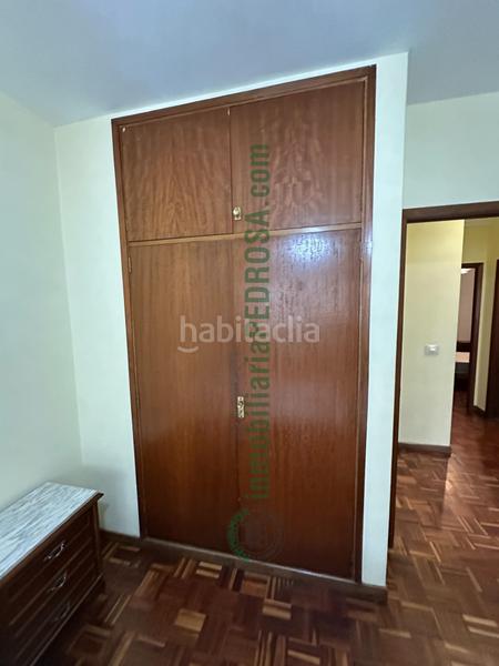 Foto 58ef64ab-c20d-41d6-89d5-8410767c3117. Alquiler estudio piso ideal para alquiler de estudiantes , zona hospital en Pontevedra