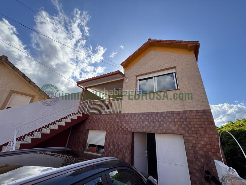 Foto 5505a987-b3b0-4305-b17a-3810d134bf03. Casa con riscaldamento parcheggio in A Parda Pontevedra