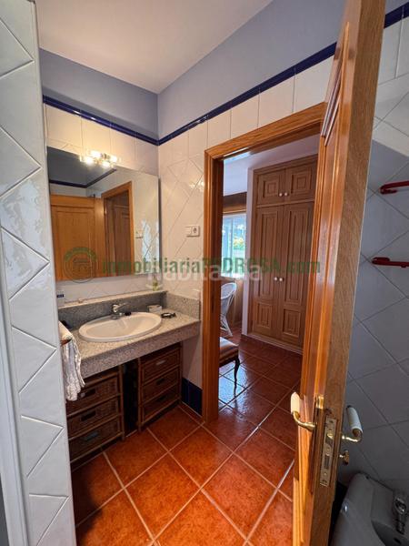 Foto 0694279b-74bf-485a-a8ed-5e87d5fad670. Bauernhof in Marín