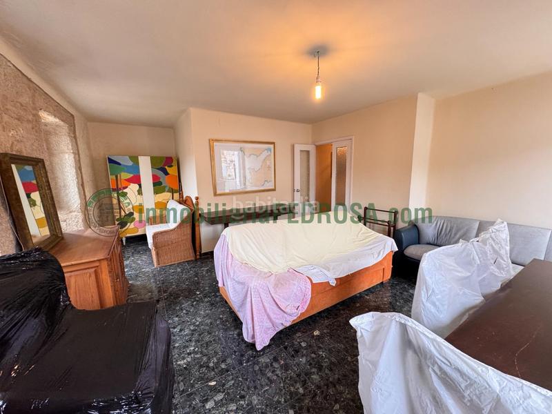 Foto 0f7a7168-2f32-431e-85c0-a9ee4665fbd1. Bauernhof in Marín