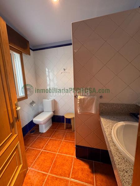 Foto 3911b7e5-ee25-49f9-971c-9deff7b0e1c1. Bauernhof in Marín