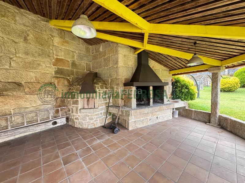 Foto 3ff19c9c-9dd3-4eb1-9d6f-7df2a4916247. Bauernhof in Marín